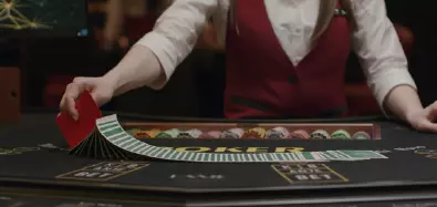 D88 green-dragon บาคาร่า แจกไพ่